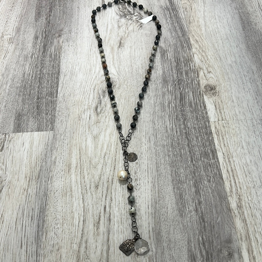 Weekender necklace