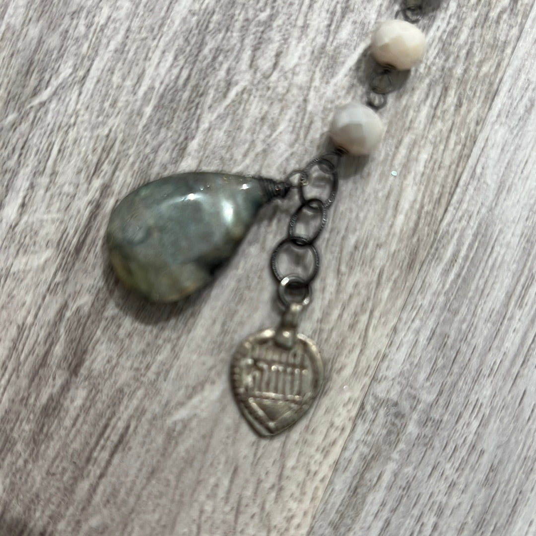 Weekender necklace