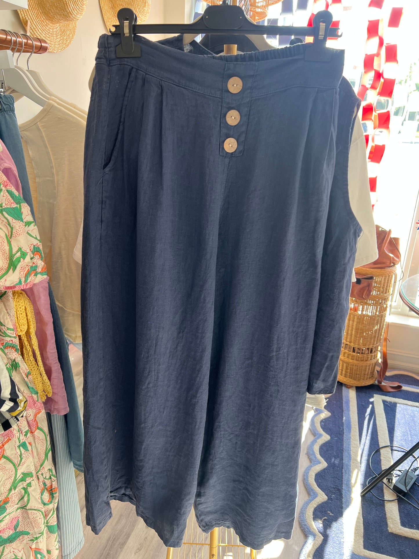 Katie Button Set in Navy