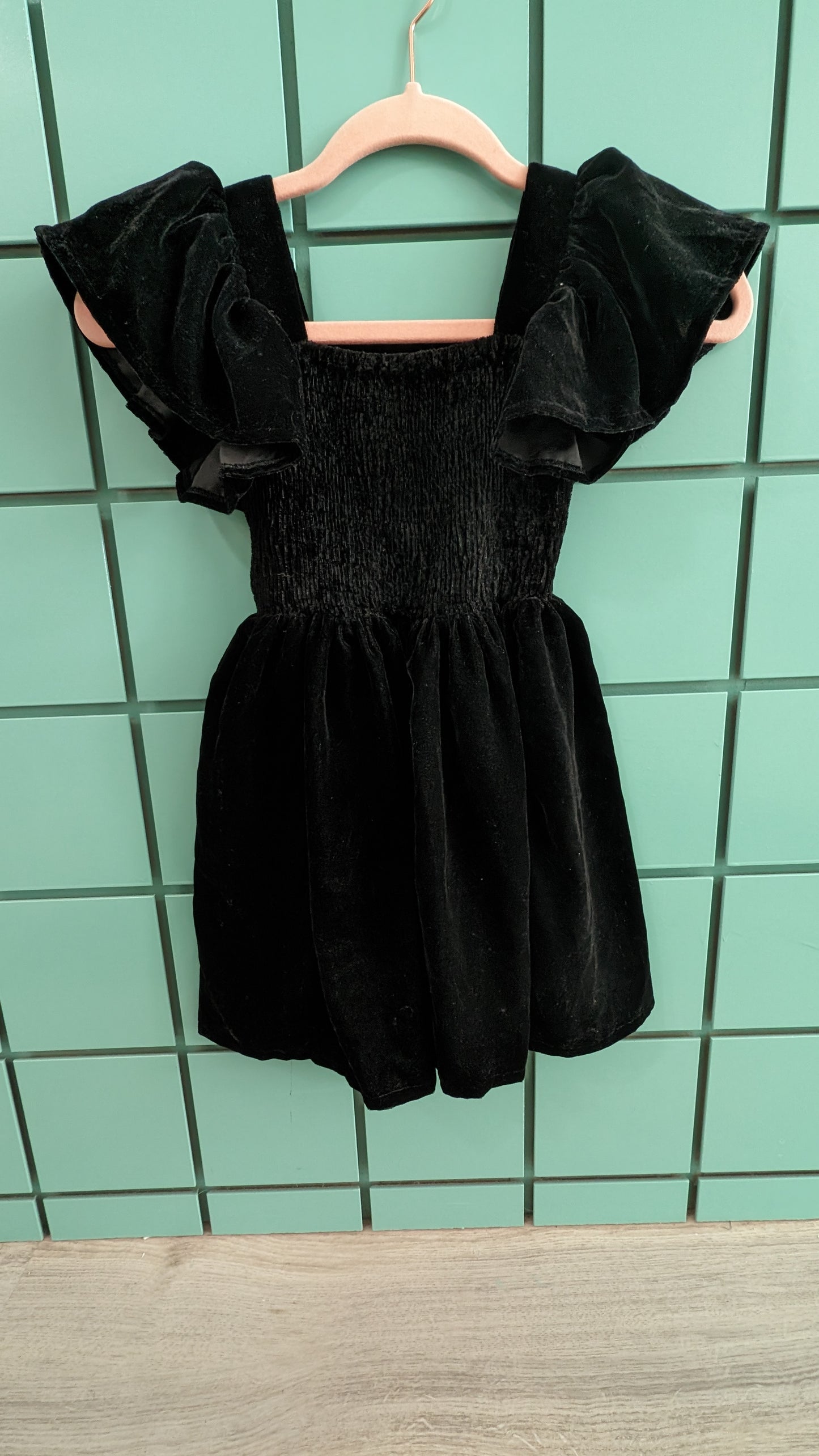 Girls Velvet Smocked Dress *FINAL SALE ITEM