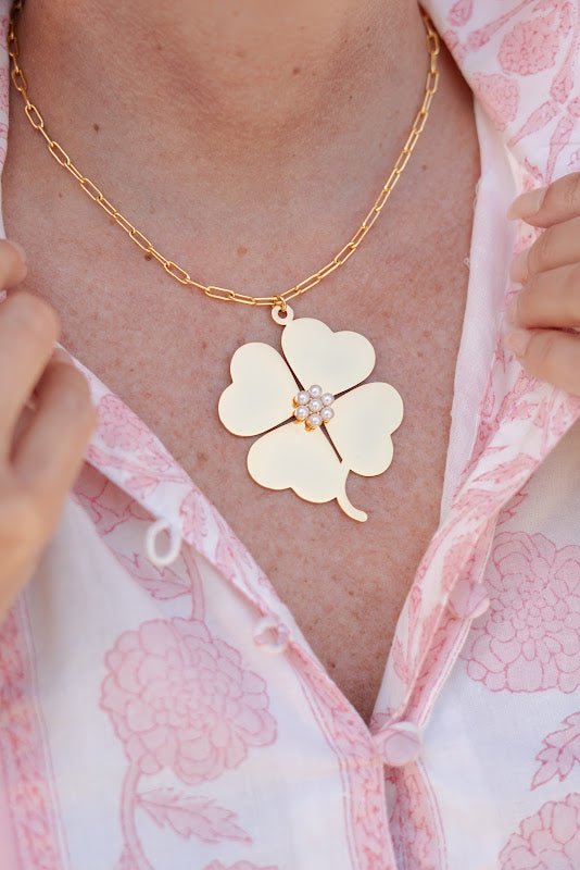 Genlyn Clover Short PaperClip Chain Necklace - 18k Plated - Teggy French