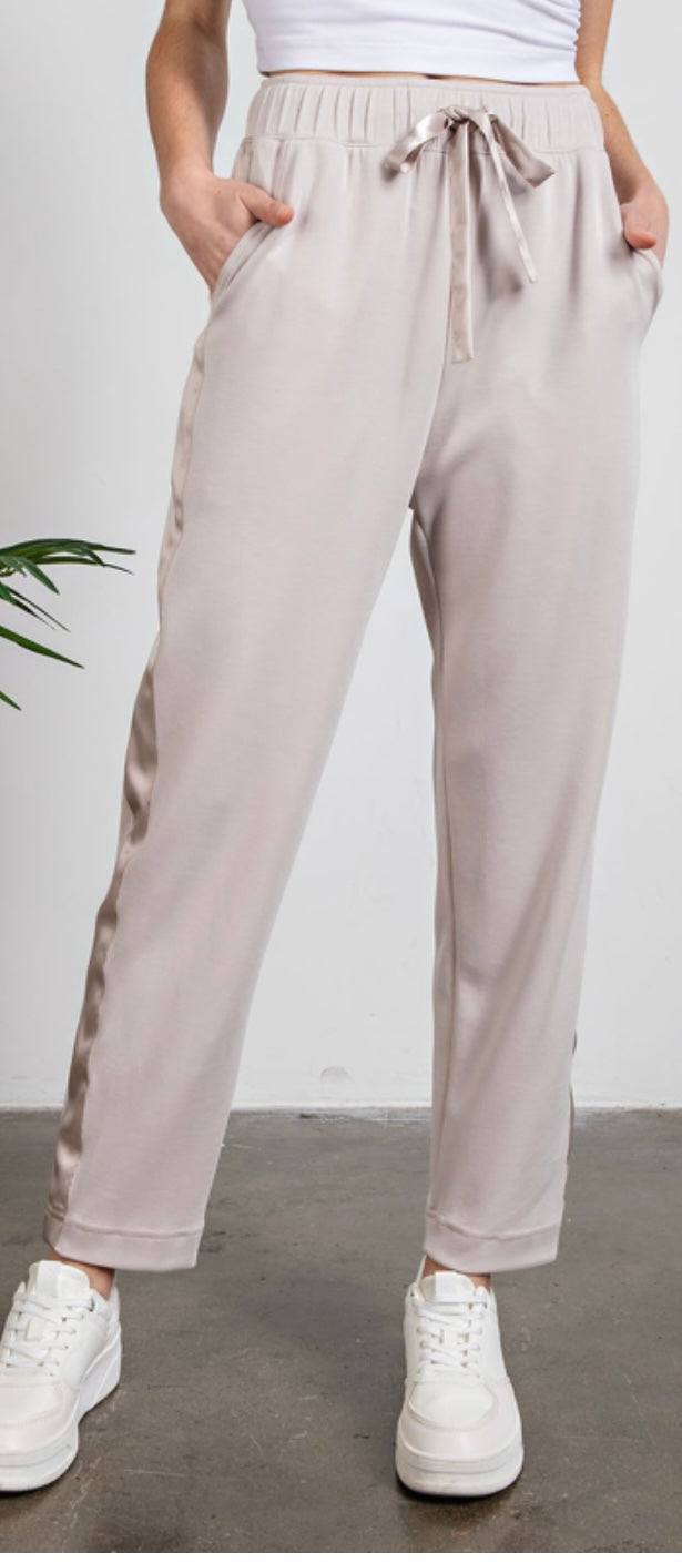 Jogger with satin sides