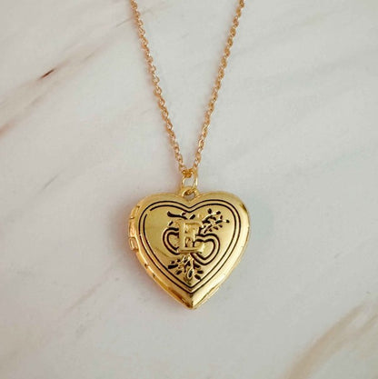 Nostalgic Heart Initial Open Locket Necklace * Online only-ships from warehouse