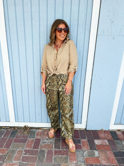 Giselle Pant in Neutral