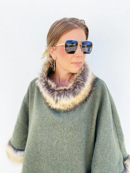 Remi Poncho