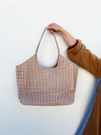 Isla Tote