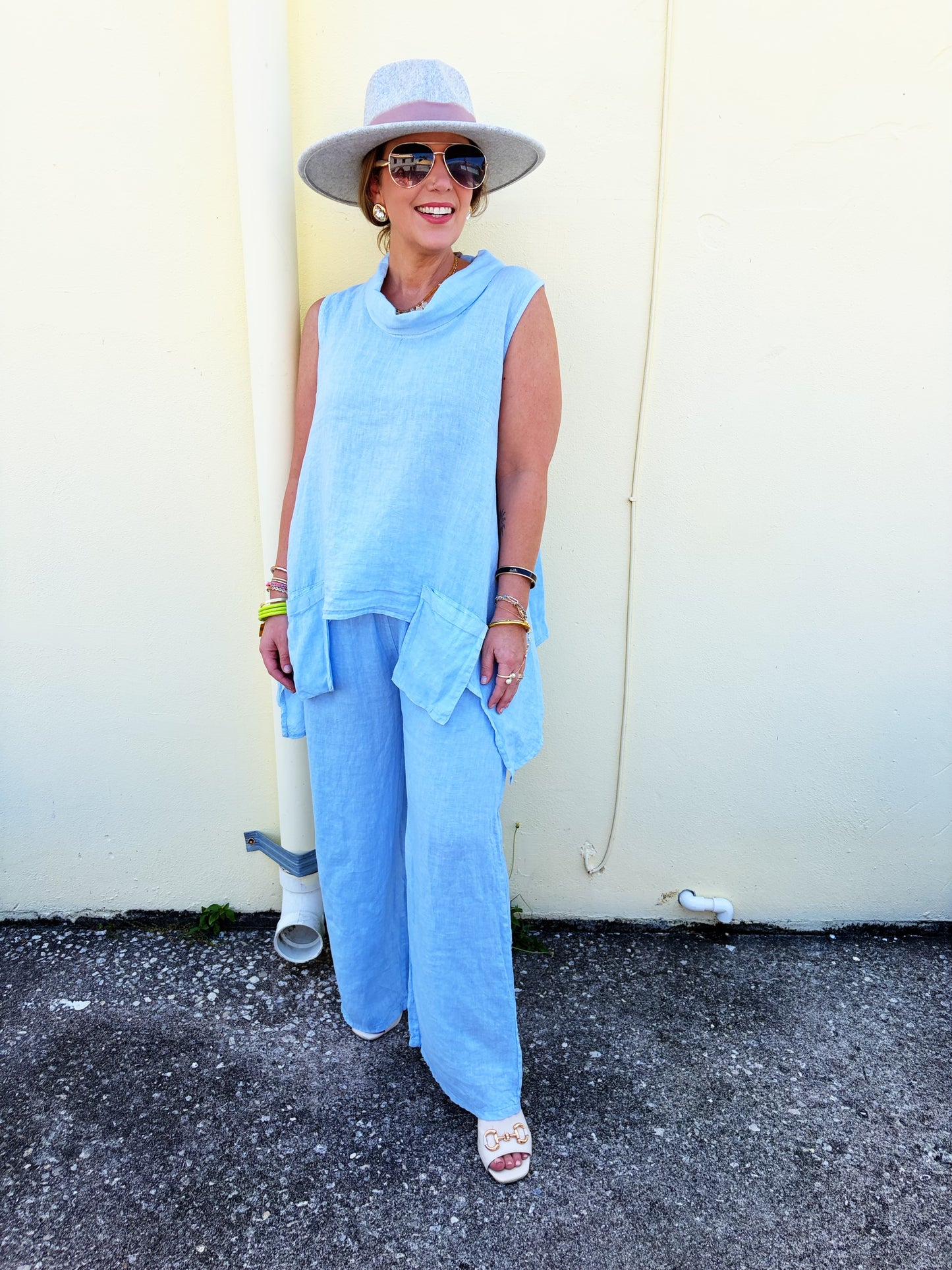 Linda Outfit (Blue, Sand, Pink, White & Navy)