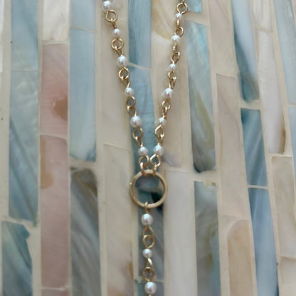 Pearls Clear Cross Necklace