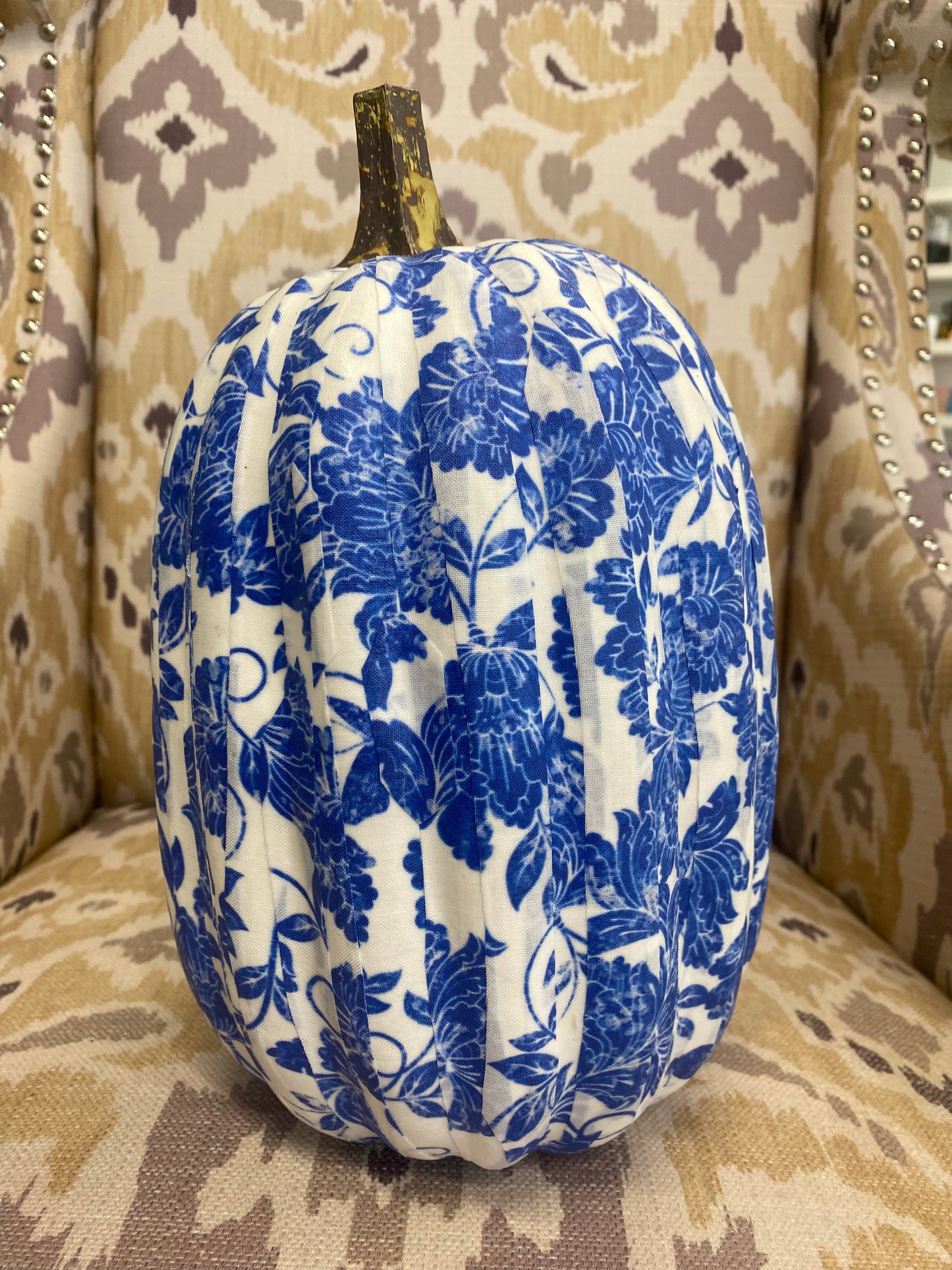 Blue & White Pumpkin large