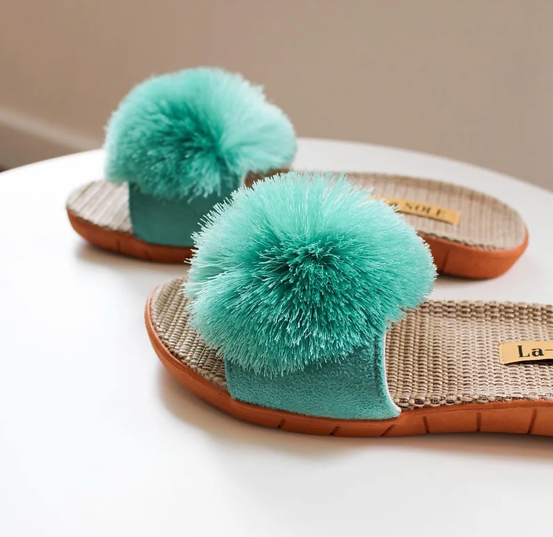 Pom Pom Slides