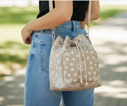 Harley Bucket Bag