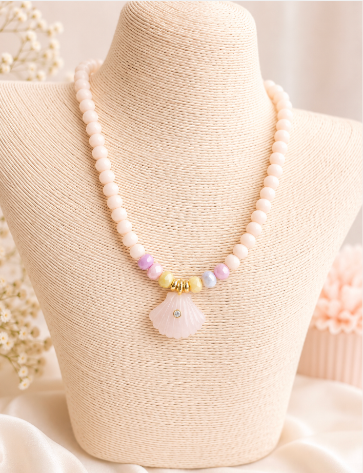 Martina Shell  Necklace
