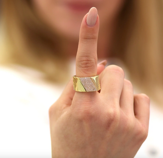 Wide gold ring with pavé details & perforated texture – adjustable design