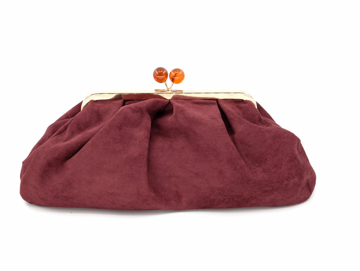 The Bordeaux Clutch
