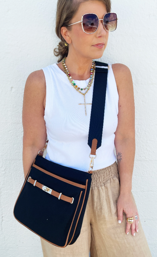 Leeann Crossbody in Black