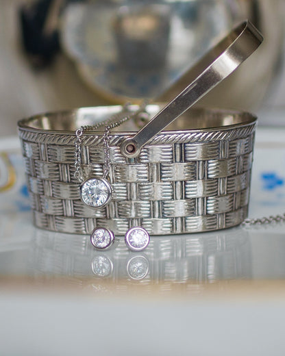 Large Bezel Stud - 18k Gold Plated