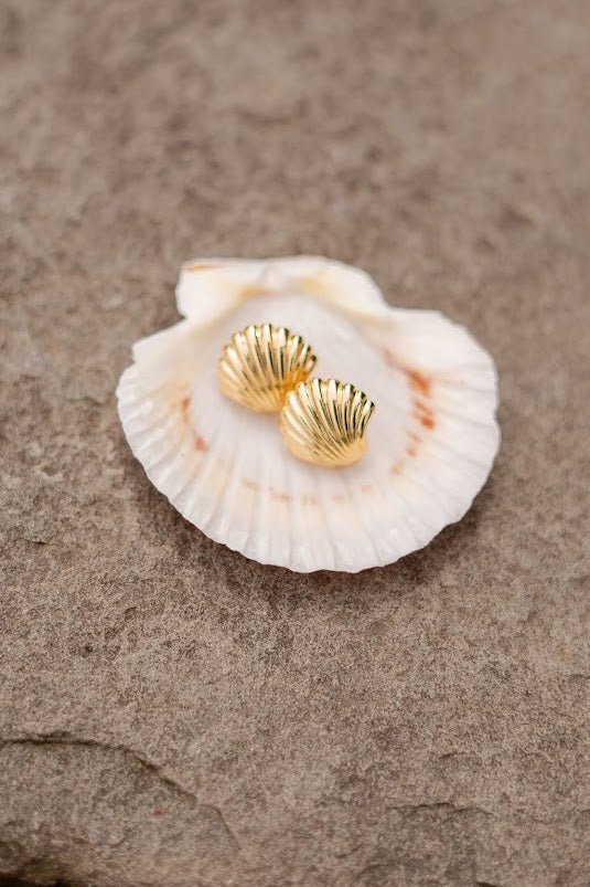 Large Meeghan - Gold Shell Stud - 18k Gold Plated - Meeghan Mullin x Lisi Lerch Collection